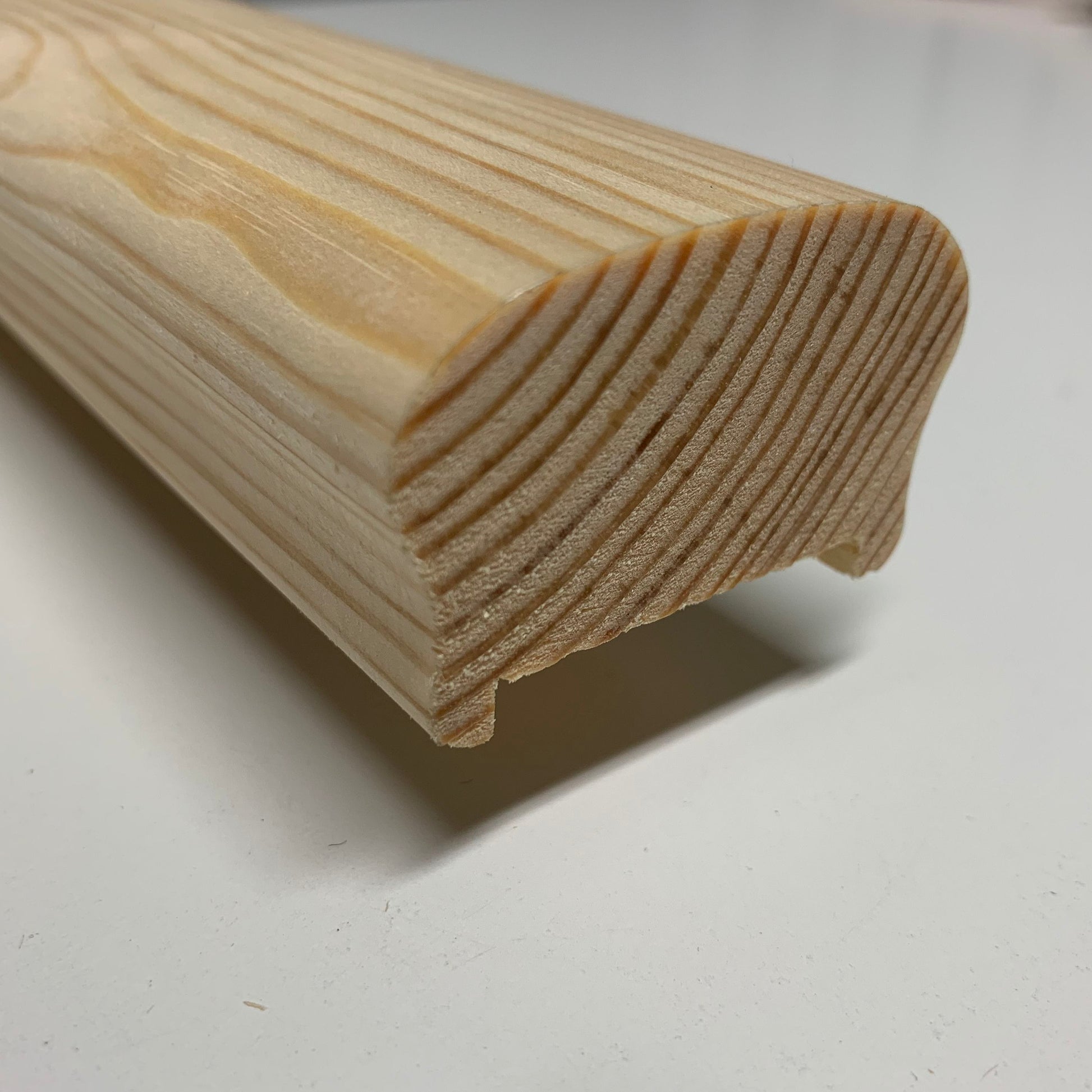 Corrimano in legno massello per scale